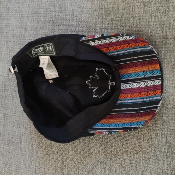 Roots Cap - Picture 2 of 4